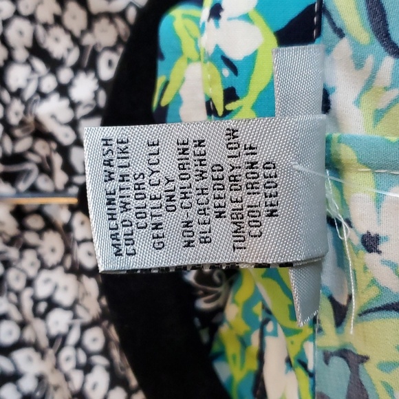 Women's Catherine's 4X 30/32W Green/Teal Floral 3/4 Sleeve Button Up Plus Tunic - Picture 11 of 11